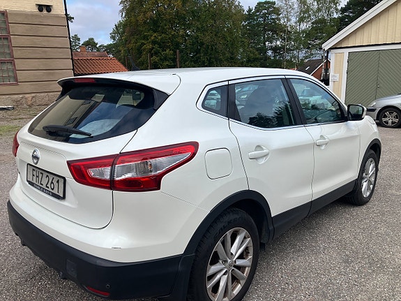 Nissan Qashqai 4 of 9