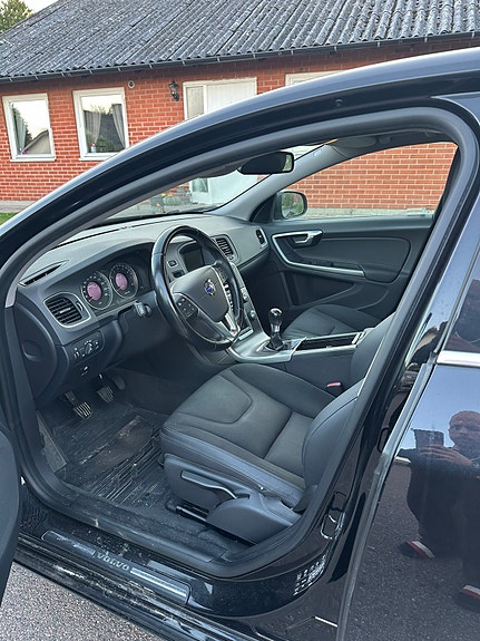 Volvo S60 6 of 11