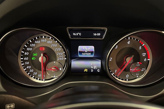 Mercedes-Benz CLA220 d 17 of 28