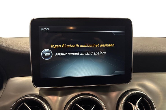 Mercedes-Benz CLA220 d 16 of 28