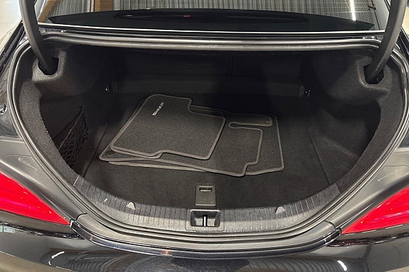 Mercedes-Benz CLA220 d 15 of 28