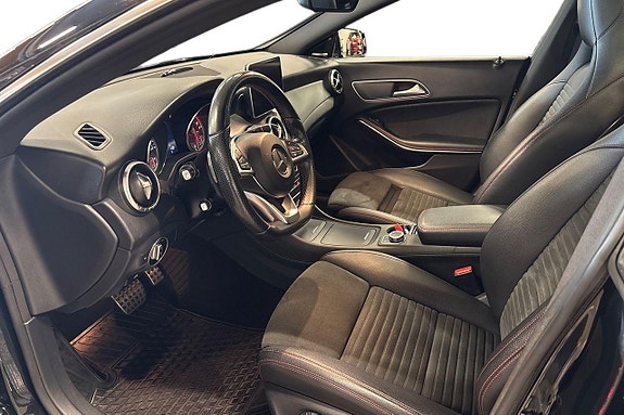 Mercedes-Benz CLA220 d 10 of 28