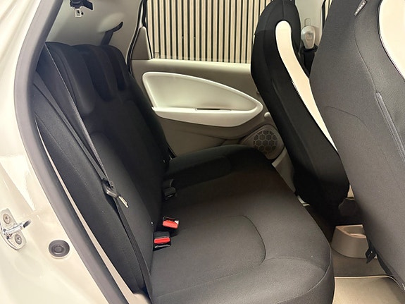 Renault Zoe 12 of 14