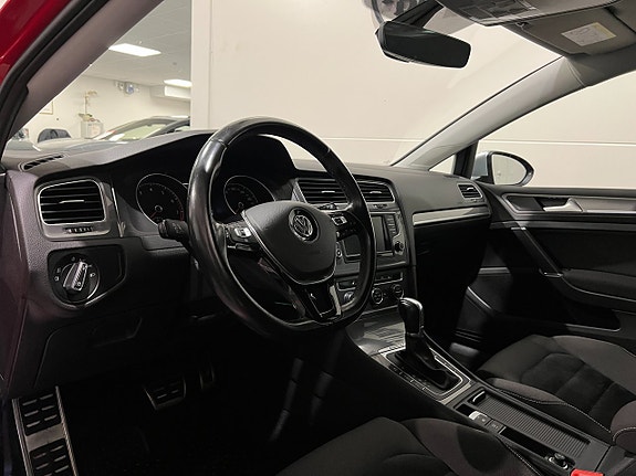Volkswagen Golf Alltrack 6 of 26