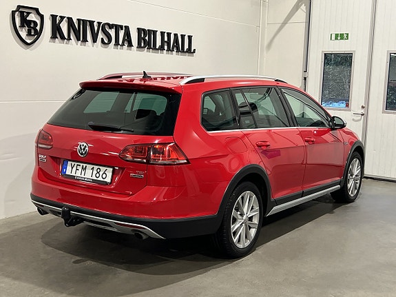 Volkswagen Golf Alltrack 4 of 26