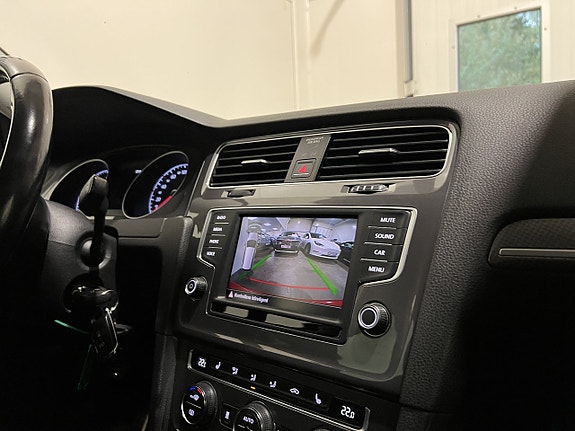 Volkswagen Golf Alltrack 20 of 26