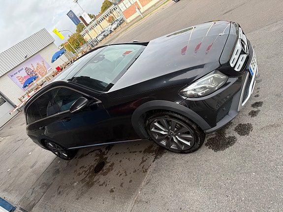 Mercedes-Benz E220 d 3 of 11