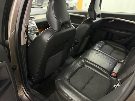 VOLVO V70 2.5FT ETHANOL 231 ch BVA GEARTRONIC BUSINESS MOMENTUM - ATTELAGE - 279000 km