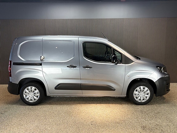 Peugeot Partner 15 of 17