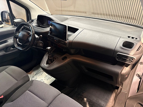 Peugeot Partner 8 of 17