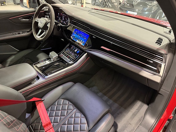 Audi SQ7 14 of 21