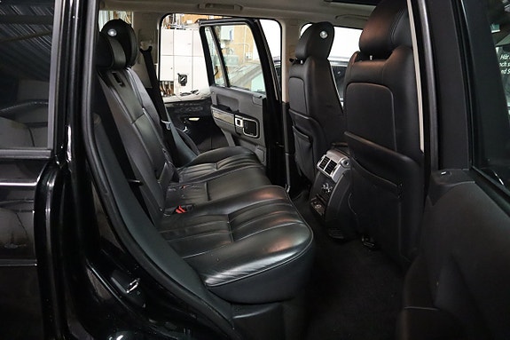 Land Rover Range Rover 23 of 28