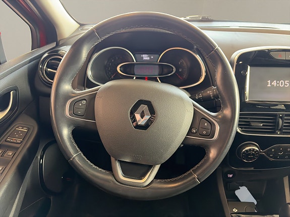 Renault Clio 10 of 13