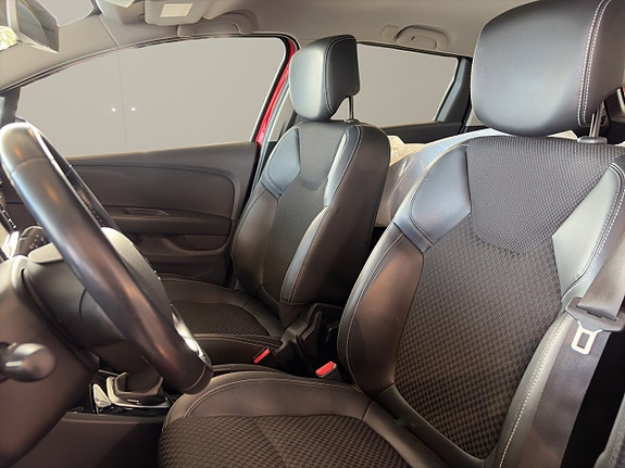 Renault Clio 9 of 13