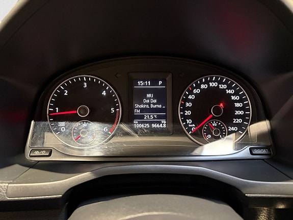 Volkswagen Caddy Maxi 11 of 16