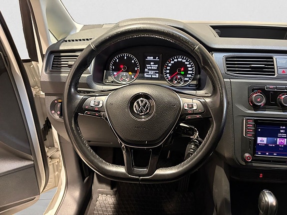 Volkswagen Caddy Maxi 10 of 16