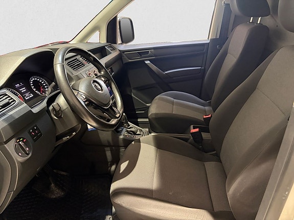 Volkswagen Caddy Maxi 8 of 16