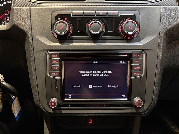 Volkswagen Caddy Maxi 16 of 16