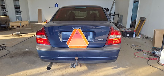 Volvo S80 5 of 6