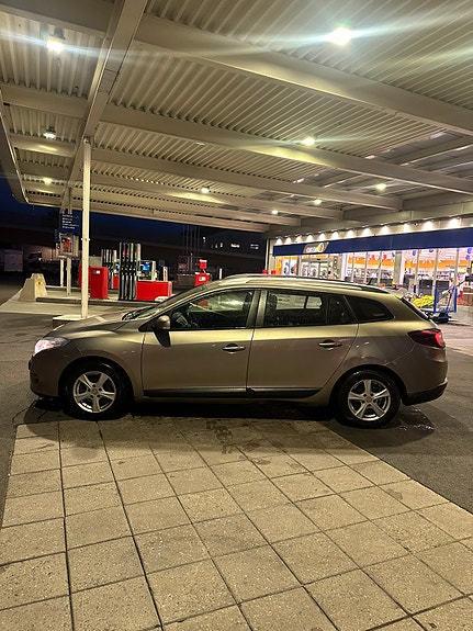Renault Megane III 8 of 9
