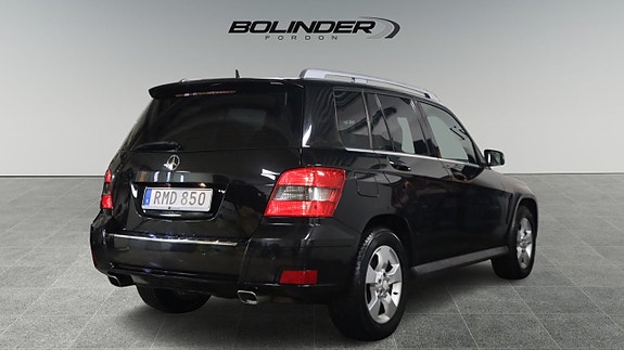 Mercedes-Benz GLK350 5 of 13
