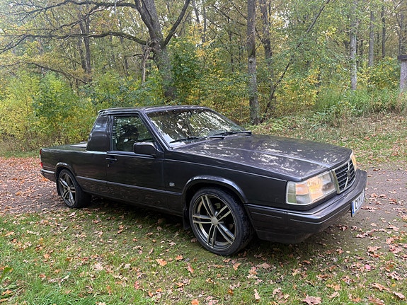 Volvo 940 3 of 5