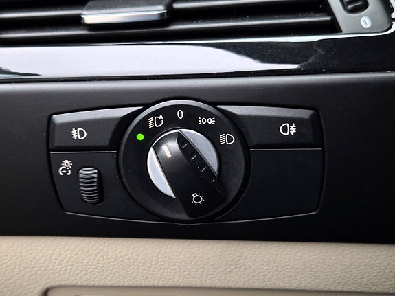 BMW 520d 12 of 27