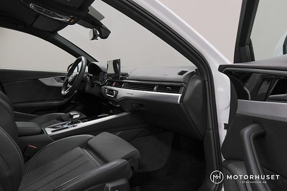 Audi A4 9 of 23