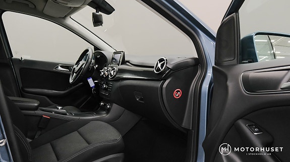 Mercedes-Benz B180 9 of 14