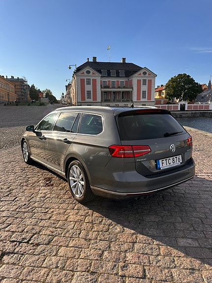 Volkswagen Passat 9 of 10