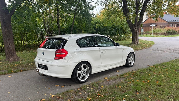 BMW 118d 5 of 11