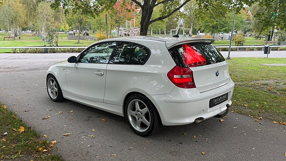 BMW 118d 6 of 11
