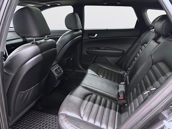 Kia Optima 9 of 17