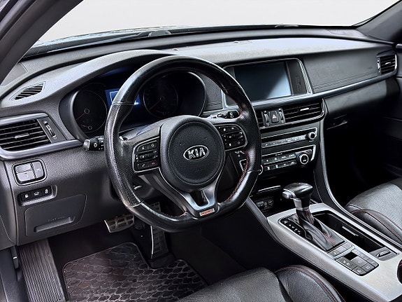 Kia Optima 8 of 17