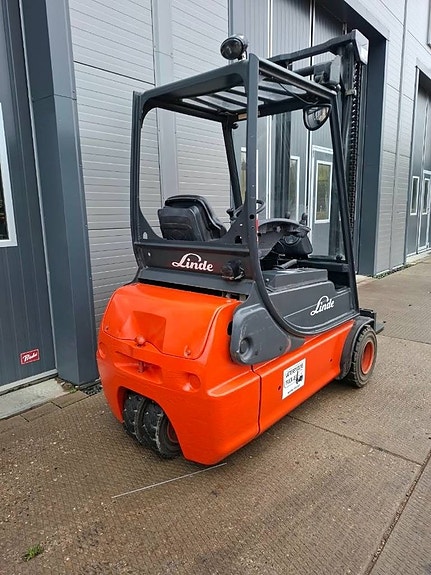 Linde E 18 3 of 6