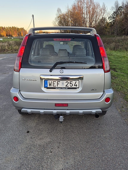 Nissan X-Trail 4 of 6
