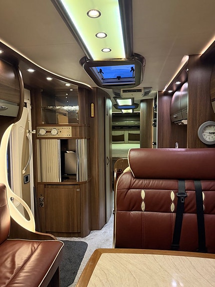 Bürstner Elegance I900 3,0 Automat Luftfjädring Solcell 4 of 25