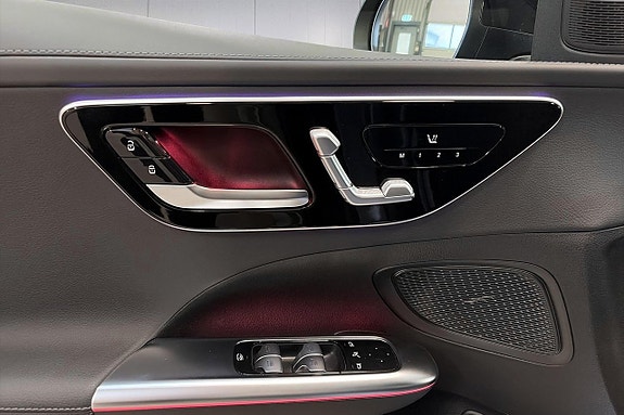 Mercedes-Benz C300 e 19 of 24