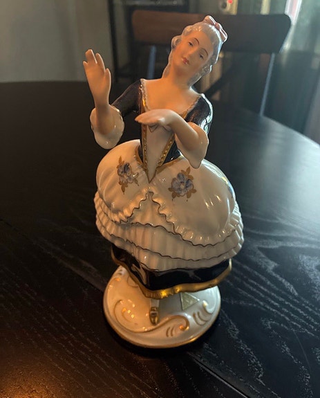 Product image 1 of 8