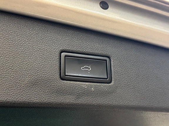 Volkswagen Tiguan 9 of 25