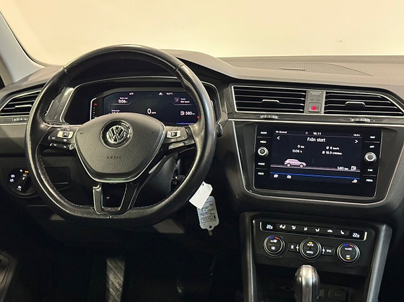 Volkswagen Tiguan 14 of 25