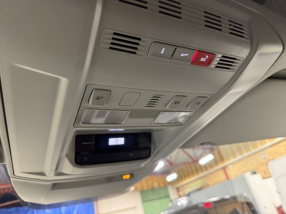 Volkswagen Crafter 35 12 of 17