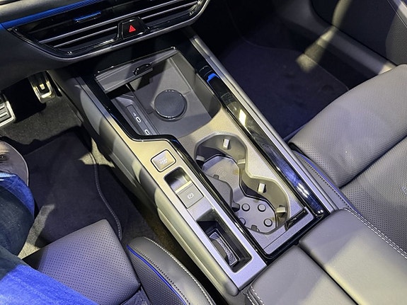 Volkswagen Passat 20 of 26