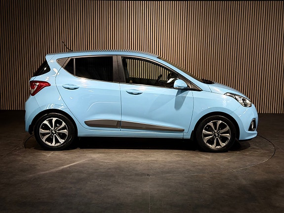 Hyundai i10 3 of 19
