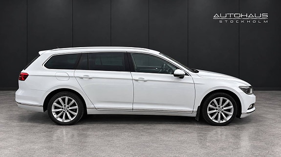 Volkswagen Passat 7 of 23