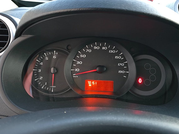 Renault Kangoo Express 14 of 15