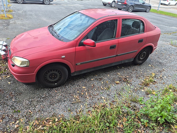 Opel Astra 4 of 7