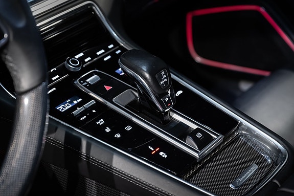 Porsche Panamera Turbo 12 of 23