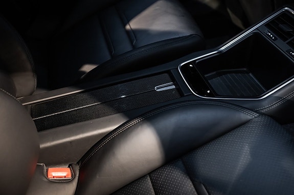 Porsche Panamera Turbo 15 of 23