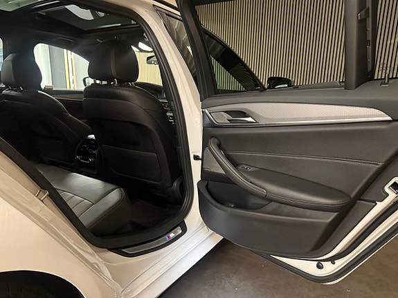 BMW 520d 25 of 28
